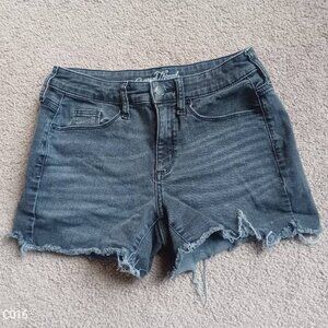 UNIVERSAL‎ THREAD Mid-Rise Shorts Size 2 Vintage Midi Jean Denim Cozycore